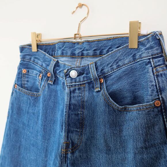 Levi's Blue Straight Leg Women's Jeans - Picture 4 of 13